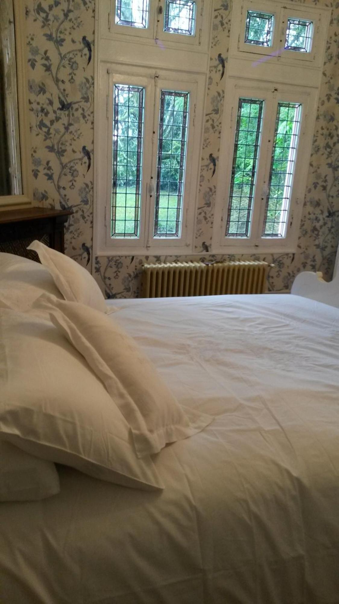 Bed and Breakfast Le Chalet De Luxe Saint-Séverin Exterior foto