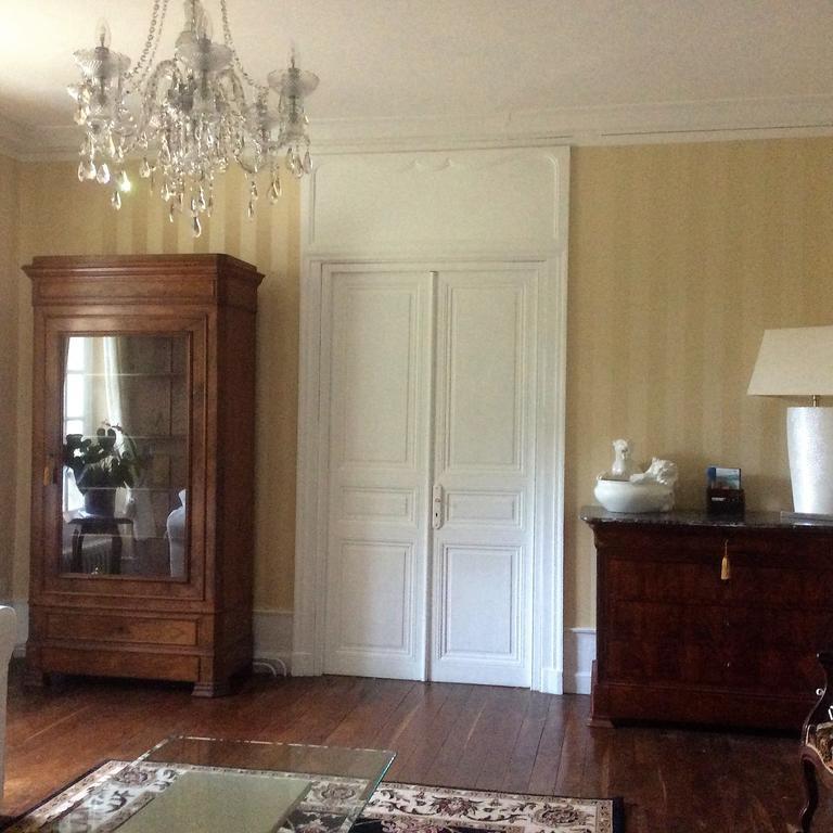 Bed and Breakfast Le Chalet De Luxe Saint-Séverin Exterior foto