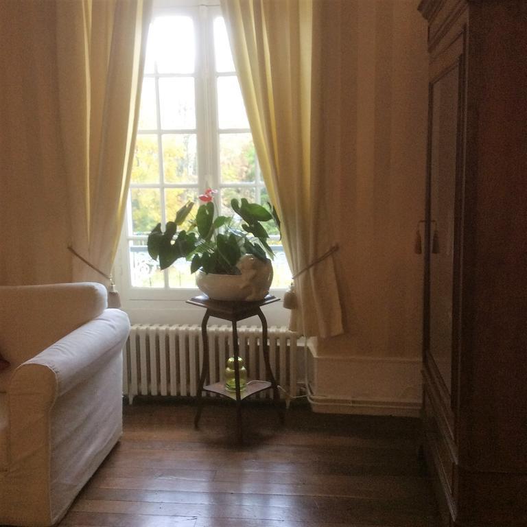 Bed and Breakfast Le Chalet De Luxe Saint-Séverin Exterior foto